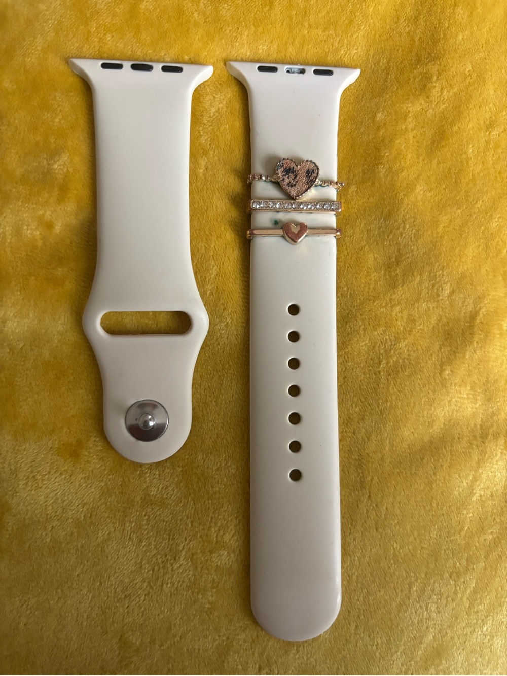 Apple Silicone Watch Band in Cream